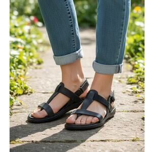 ECCO Flash Sandal Womens Size 7 Black Leather Support Comfort Thong Style Adj.